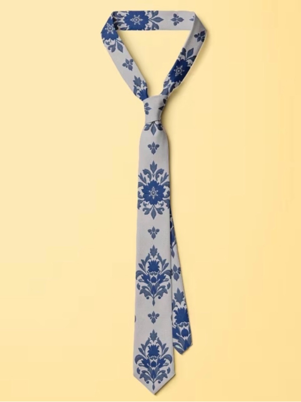 Blue Floral Pattern Men's Tie